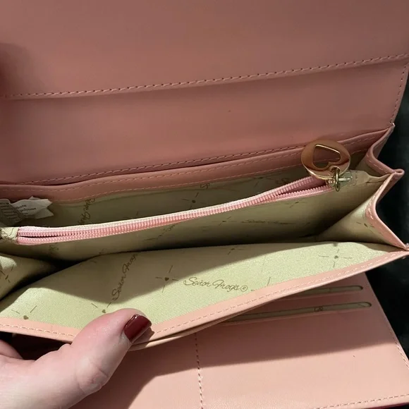 Wallet - Picture 8 of 8